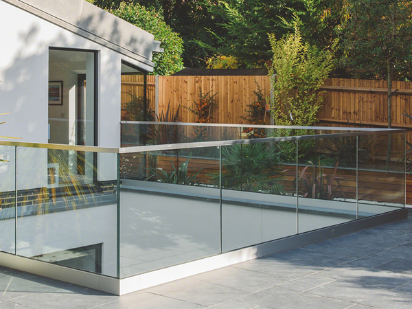Glass Balustrade Fitters Stirling